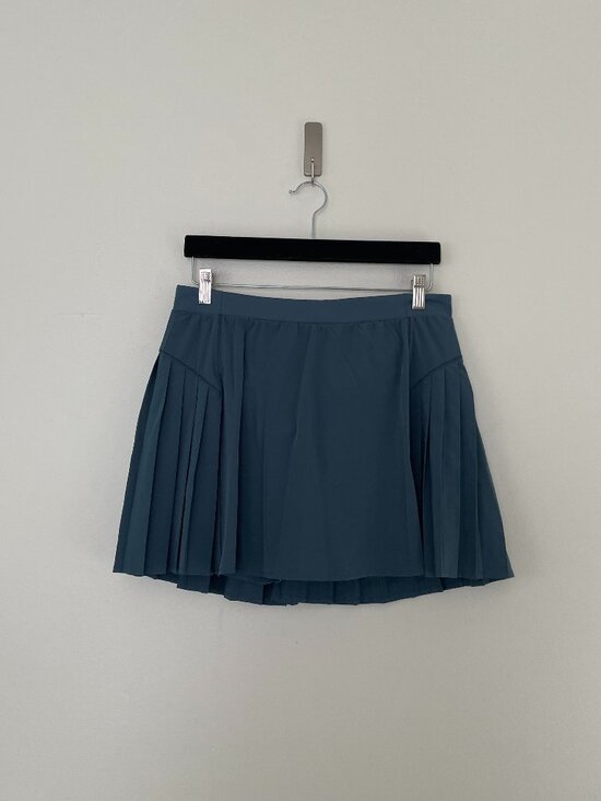 SPANX Dresses & Skirts - Spanx Get Moving Pleated Tennis Skort in Iron Blue Size XL